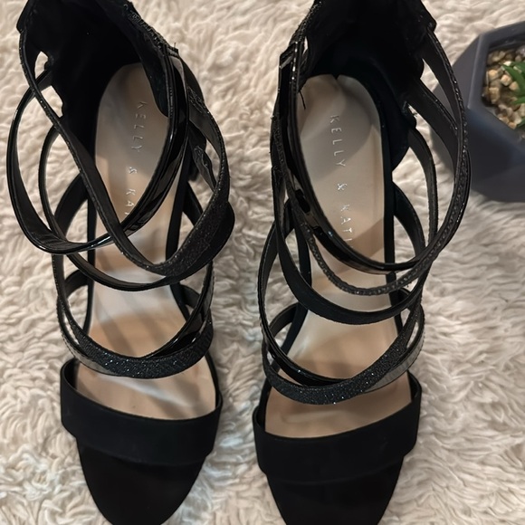 Kelly & Katie Black Heels size8.5 - Picture 10 of 15
